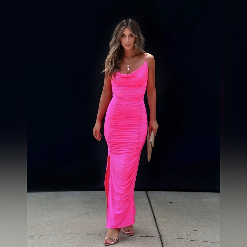 Vici ruched pink dress